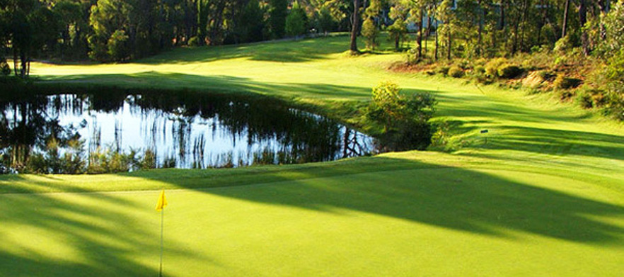 <em>Play, Stay & Relax Peppers Craigieburn Resort.</em> 2 Night Stay with Breakfast, drinks on arrival and Dinner vouchers, plus 18 Holes For Two at Highlands Golf Club & Bowral Golf Club.