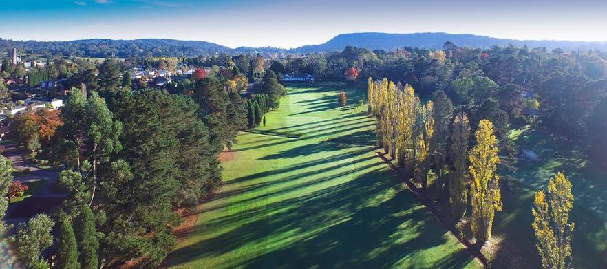 <em>Play, Stay & Relax Peppers Craigieburn Resort.</em> 2 Night Stay with Breakfast, drinks on arrival and Dinner vouchers, plus 18 Holes For Two at Highlands Golf Club & Bowral Golf Club.