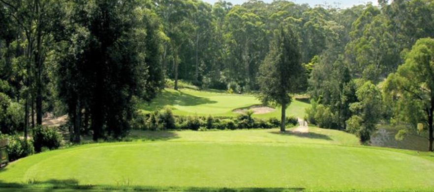 1 Night Stay & Play for Two at <em>The Mollymook Paradise Haven Motel!</em> Includes golf at Mollymook GC's Beautiful Hilltop Course, Breakfast, free wifi & more! 