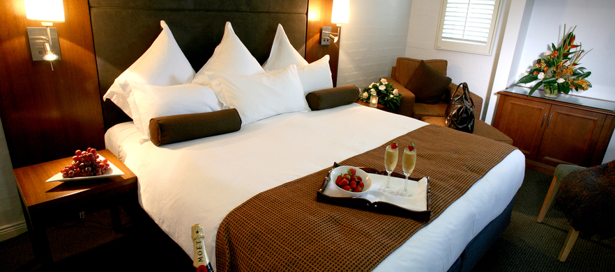 Stunning One Night Hawkesbury Golf Getaway at The Sebel Resort with Golf at Windsor GC & Lynwood CC!