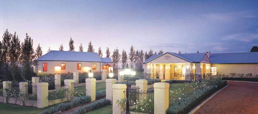 Stunning One Night Hawkesbury Golf Getaway at The Sebel Resort with Golf at Windsor GC & Lynwood CC!