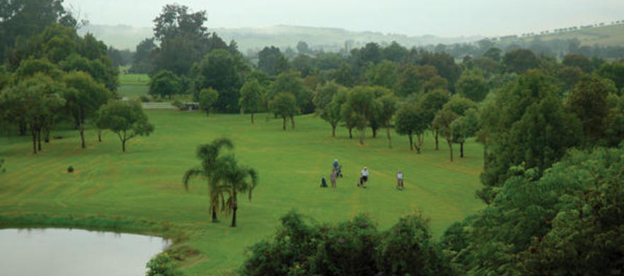 Enjoy a One Night Golf Getaway for Two at <em>The Beautiful Jamberoo Resort! </em>Includes Breakfast, Dinner Vouchers, Golf at Jamberoo GC in a Motorised Cart & More!