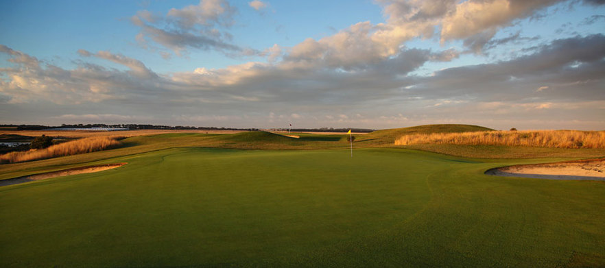 Golf Stay & Play at the Premium Resort <em>Peppers The Sands Torquay.</em> Includes 1 Nights Stay, Hot Breakfast, 18 Holes of Golf for Two in a Motorised Cart and much more. 