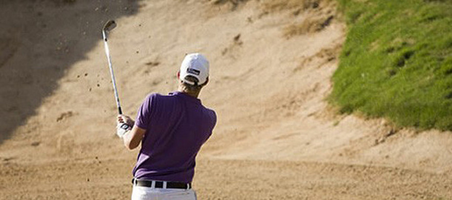 <em>Sunshine Golf Club:</em>  18 holes of golf for 2 with range balls before your round and a beer each afterwards.