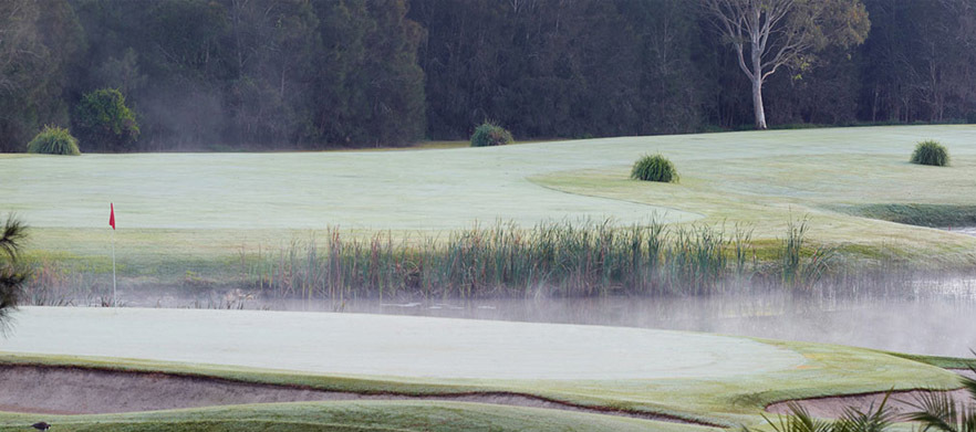 </em>18 Holes For TWO in a motorised cart PLUS range balls at the beautiful Gainsborough Greens Golf Club. <em>