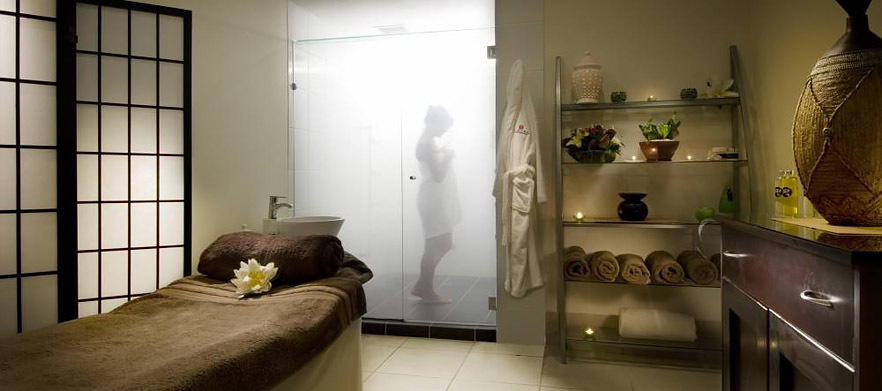 2 Nights <em> Stay, Play & Relax at The Sebel Pelican Waters in a Spa Room.</em> Includes, Golf in a motorised cart, Breakfast,  Complimentary WiFi & late check out.<em