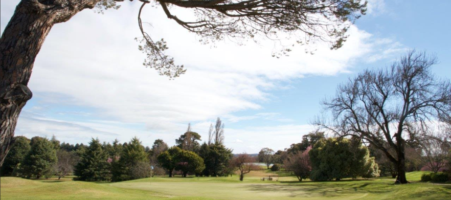 <em> Stay and Play at The True Gem of Country New South Wales! </em> Two Nights for Two at Duntryleague Golf Club and Guest House! Includes Unlimited Golf at Duntryleague Golf Club, Motorised Carts, Continental Breakfasts. 