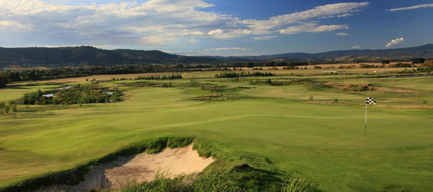 Your chance to play at the award winning  <em>Yering Meadows Golf Club</em> 18 holes for two in a motorised cart.
