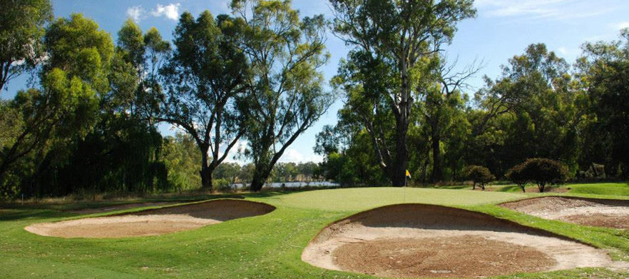 2 Nights Stay & Play for 2 at <em>Corowa Golf Club & Motel.</em> Play one of the <em>Top 3 Regional Pro-Am Courses.</em> Accommodation, Golf, Drinks & Meals. 
