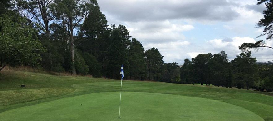 Golf Stay & Play for 2 People at <em>The Dormie House,  Moss Vale Golf Club.</em> One night accommodation for 2 people with breakfast each and unlimited golf at Moss Vale Golf Course. 