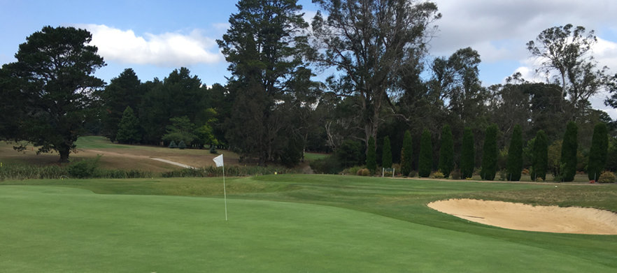 Golf Stay & Play for 2 People at <em>The Dormie House,  Moss Vale Golf Club.</em> One night accommodation for 2 people with breakfast each and unlimited golf at Moss Vale Golf Course. 
