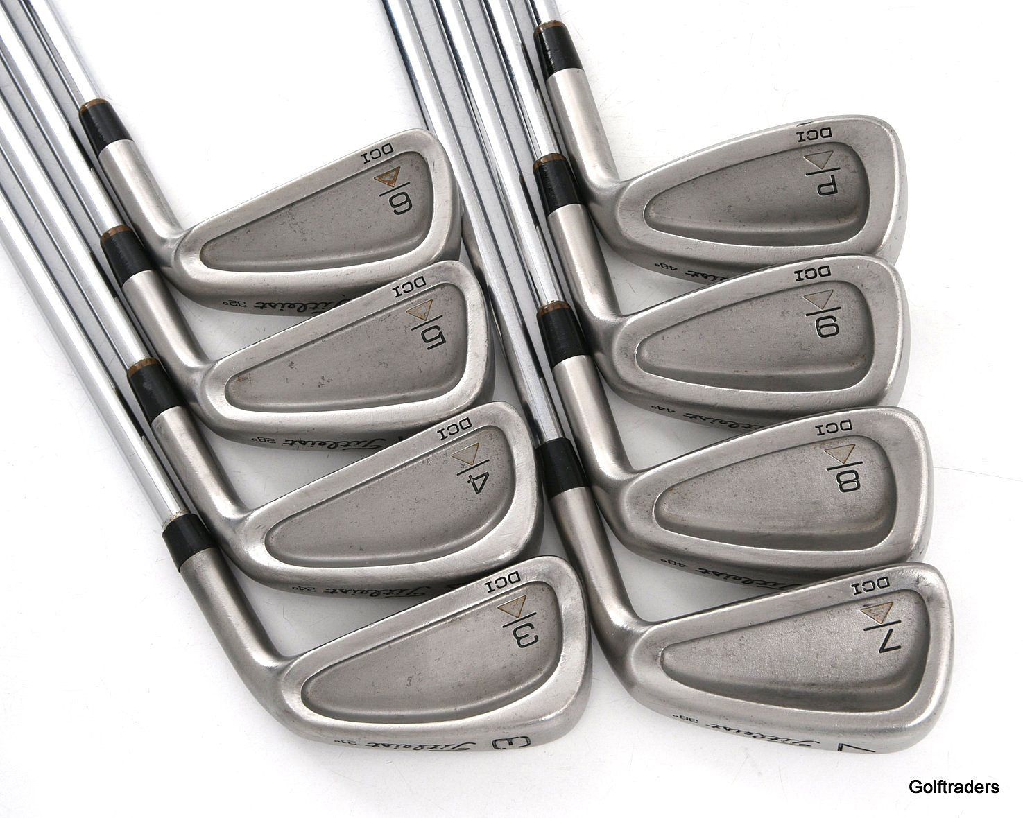 Fers Titleist DCI 3-9 + PW - Manches Acier Rigide, Droitier (occasion, 8 Clubs)