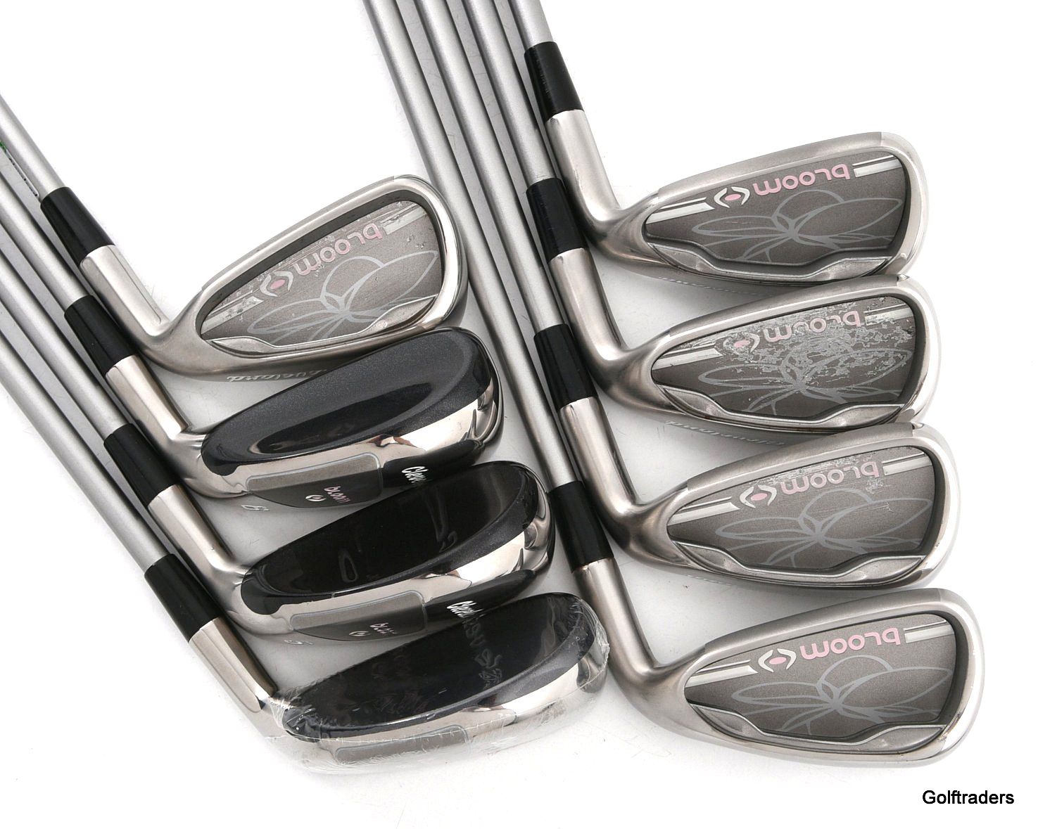 Cleveland Ladies Bloom Irons 46 Hybrids 7PW, SW Graphite Like New