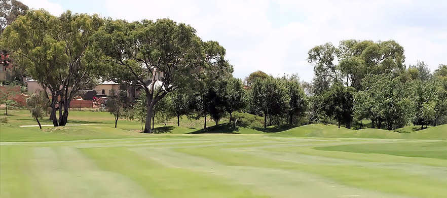 18 Holes for 2 at the <em>Beautiful Gold Creek Country Club.</em> Includes a shared motorised cart. 