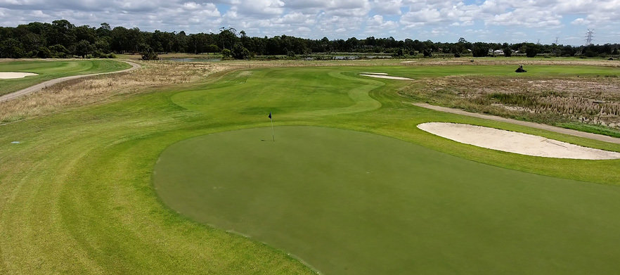 <b>Discover one of Sydney's Hidden Gems!</b> 18 Holes for Two at the <b>Beautiful Shortland Waters Golf Club.</b> Includes a Shared Motorised Cart & a Drink each after your game. 