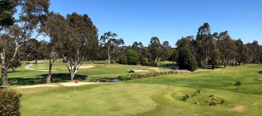 <em> Discover one of Melbourne's Hidden Gems! </em> 18 Holes for TWO in a shared cart at the beautiful Rowville Lakes Golf!