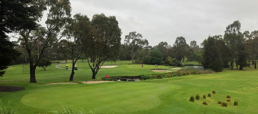 <em> Discover one of Melbourne's Hidden Gems! </em> 18 Holes for TWO in a shared cart at the beautiful Rowville Lakes Golf!