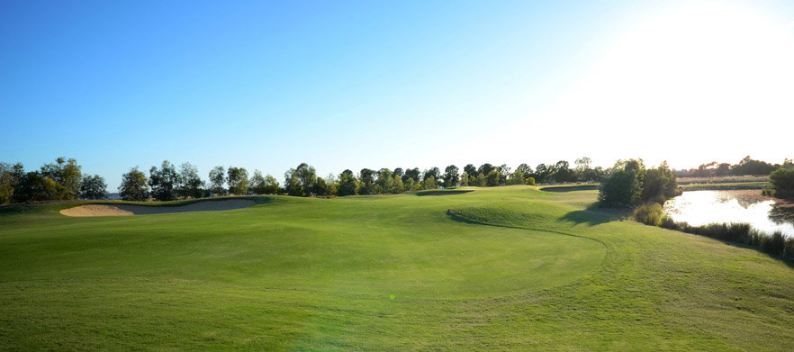 <b> Play the Murray's most talked about golf course! </b> 2 Night stay for 2 at The Sebel Yarrawonga with Golf at the Famous Black Bull Golf Club!
