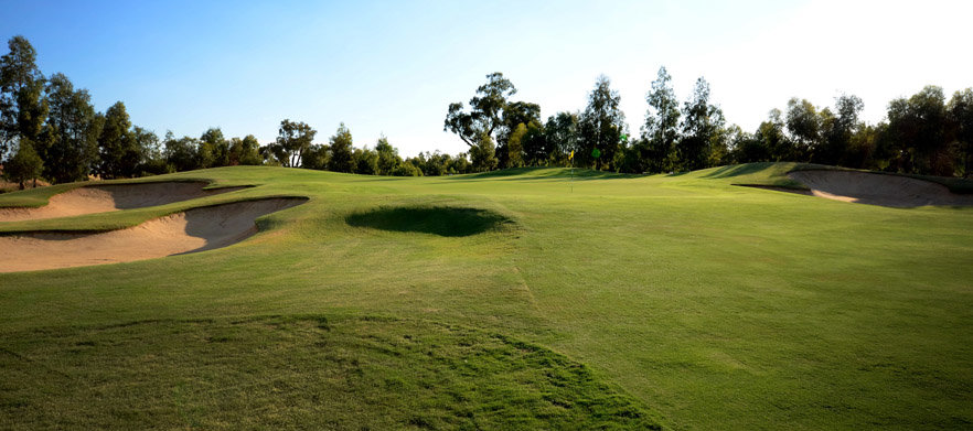 <b> Play the Murray's most talked about golf course! </b> 2 Night stay for 2 at The Sebel Yarrawonga with Golf at the Famous Black Bull Golf Club!
