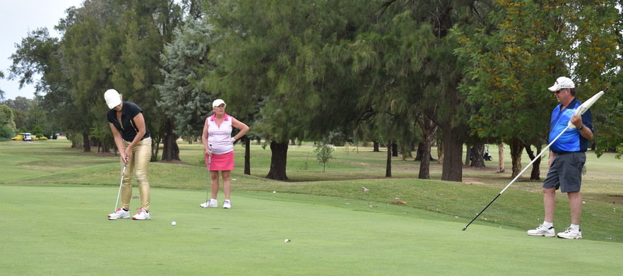 Two Nights Stay for TWO people at a top Murray course, at <em>Howlong Golf Resort</em>.  Includes 18 Holes Golf Per Day, breakfasts, drink vouchers.