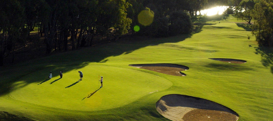 <em>Play, Stay & Relax at Yarrawonga Mulwala Golf Club Resort for 2 people.</em> Two night stay with unlimited golf, meal vouchers and more. 