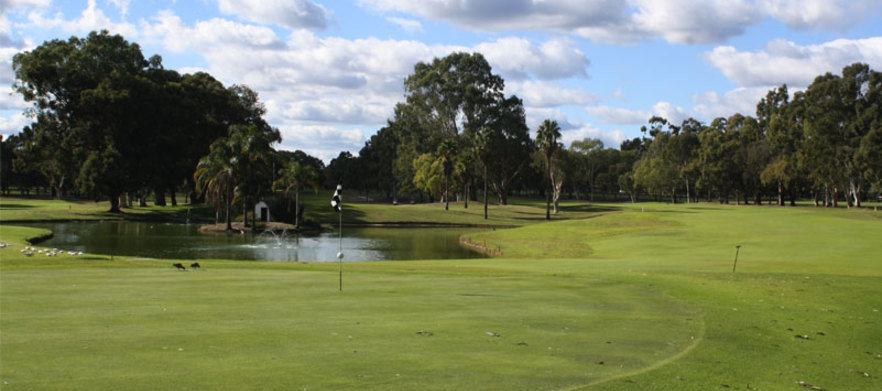 18 Holes For Two at the stunning  <em>Hillview Golf Course!</em> Includes a shared motorised cart & a refreshing drink each afterwards. 