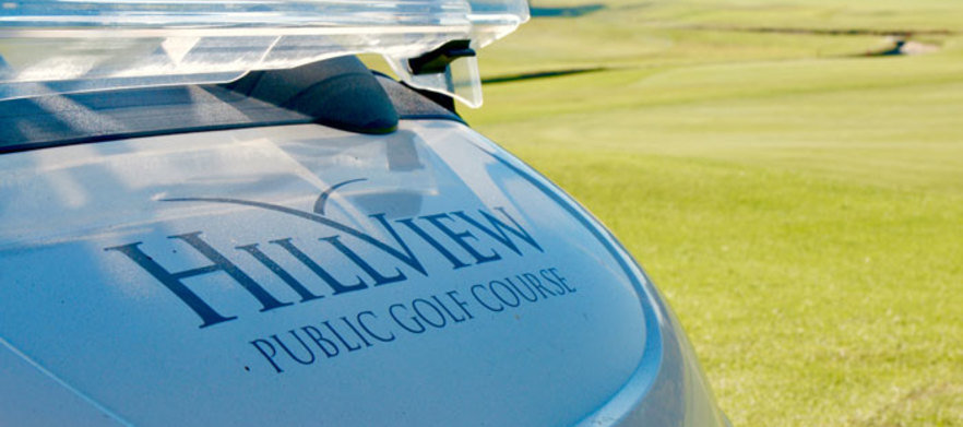 18 Holes For Two at the stunning  <em>Hillview Golf Course!</em> Includes a shared motorised cart & a refreshing drink each afterwards. 
