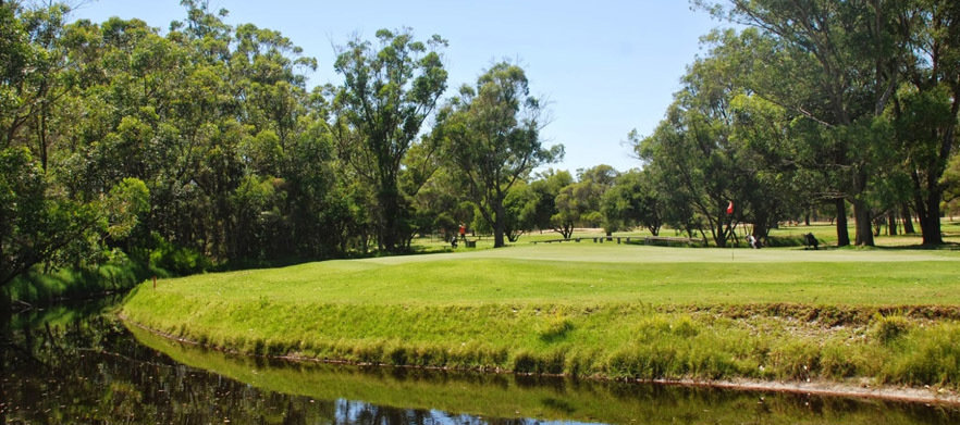 18 Holes for TWO in a motorised cart  <em> Pinjarra Golf Club! </em>