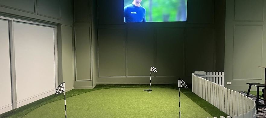1 hour TrackMan Virtual Golf Experience is valid for up to 4 people. <b>Grab this amazing offer for just $49!</b>