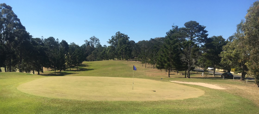 18 holes for 2 players in a motorised cart at <em>Gympie  Golf Course.</em> 