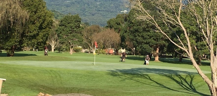 <em>Discover one of NSW's hidden gems!</em> 18 Holes for two at <em>Jamberoo Golf Club.</em> Includes a shared motorised cart.