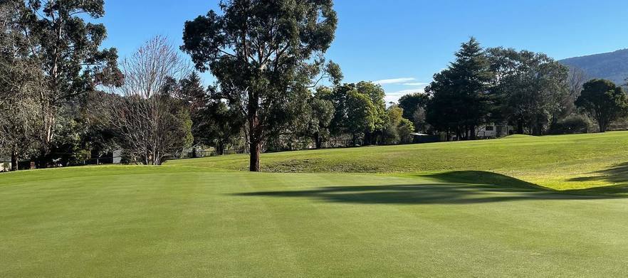 <em> Discover one of Melbourne's Hidden Gems! </em> 18 Holes for TWO in shared carts at the beautiful Warburton Golf Club!