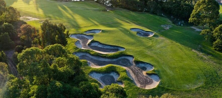 <em>Experience Melbourne's famous Sandbelt!</em> 18 holes for 2 in a motorised cart at the beautiful Sandy Golf Links.
