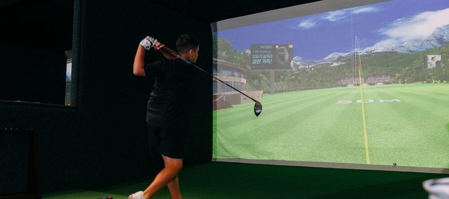 Golf Square's State of the Art Indoor Simulator, One Month Access Pass, Grab this special for only $89!
