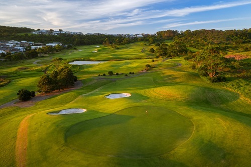14thgreenbehindPM.jpg