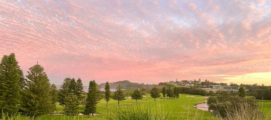 <em>Play one of Sydney's most breathtaking courses!</em> 18 Holes for Two in a Motorised Cart with Drinks at the stunning <em>Mona Vale Golf Club.</em> 