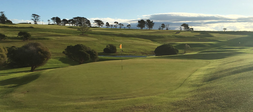 <b>One of NSW's Hidden Gems!</b> 18 Holes for Two with a Shared Motorised Cart and Drinks at the Stunning <b>Gerringong Golf Club</b> - With Ocean views from every tee! 