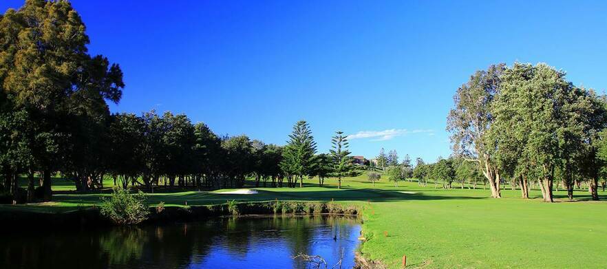 <em>Play one of Sydney's most breathtaking courses!</em> 18 Holes for Two in a Motorised Cart with Drinks at the stunning <em>Mona Vale Golf Club.</em> 