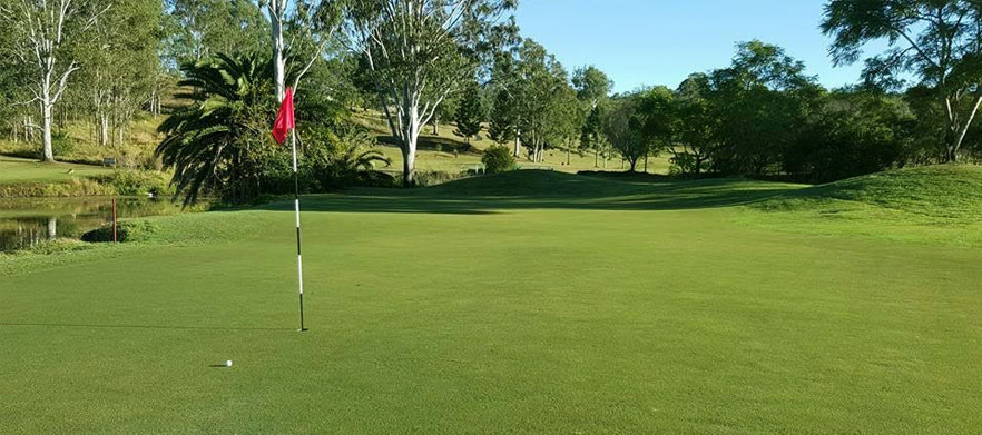 18 holes for 2 with a Motorised Cart and Range Balls at <em>Kooralbyn Valley National</em>