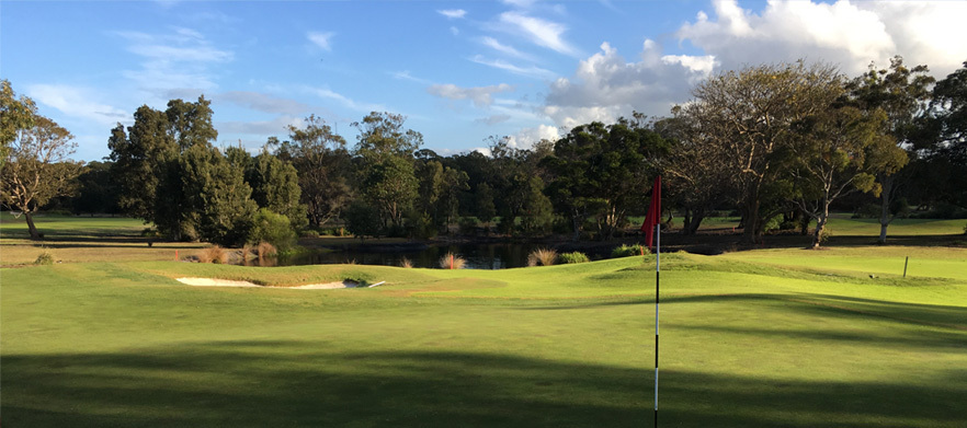 <em>Discover one of NSW’s hidden gems!</em> 18 Holes for four at the beautiful <em>Port Kembla Golf Club!</em> Includes shared motorised carts.