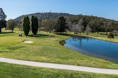 Park-Proxi-Gibraltar-Bowral-Hotel-Exterior.jpg