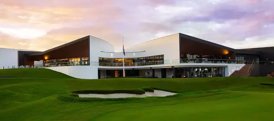 18 Holes for Four in Two Motorised Carts at the Stunning <em>Strathfield Golf Club.</em> 