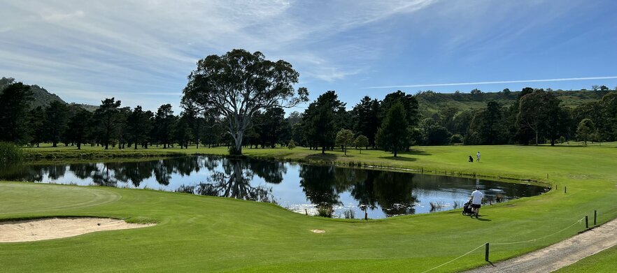 <em>Discover one of NSW's Hidden Gems!</em> 18 Holes for TWO with a Motorised Cart and Drinks at Antill Park Country Golf Club. <em>Grab this Special Today for just $79!</em>