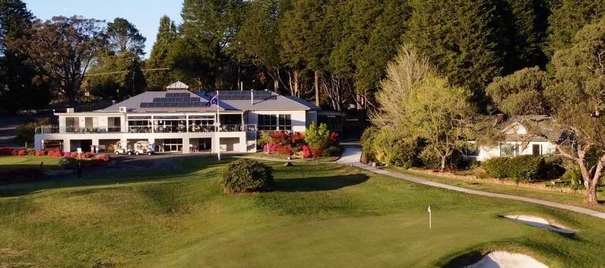 Blue Mountains Getaway For Two with Golf at Blackheath GC 