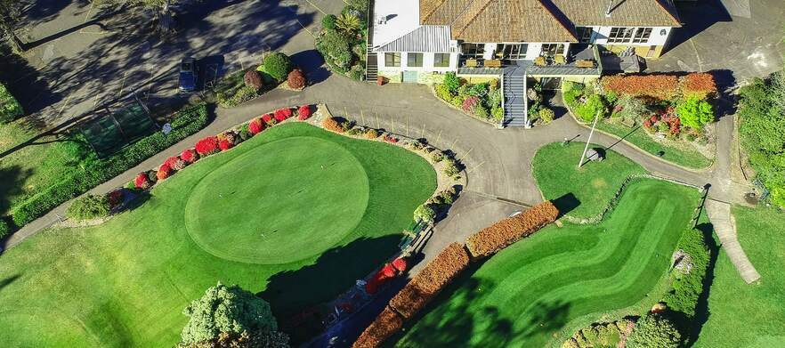 Blue Mountains Getaway For Two with Golf at Blackheath GC 
