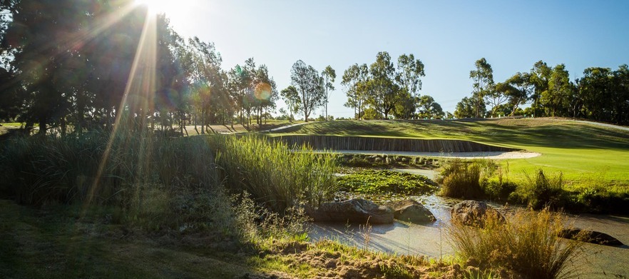 <em>Freeway Golf Course Special!</em> 18 Holes for Two with a Motorised Cart. <em>Normally $132, this offer only $94!</em> 