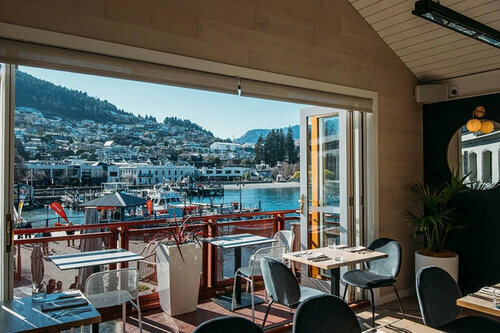widescreen_BoardwalkRestaurant.jpg