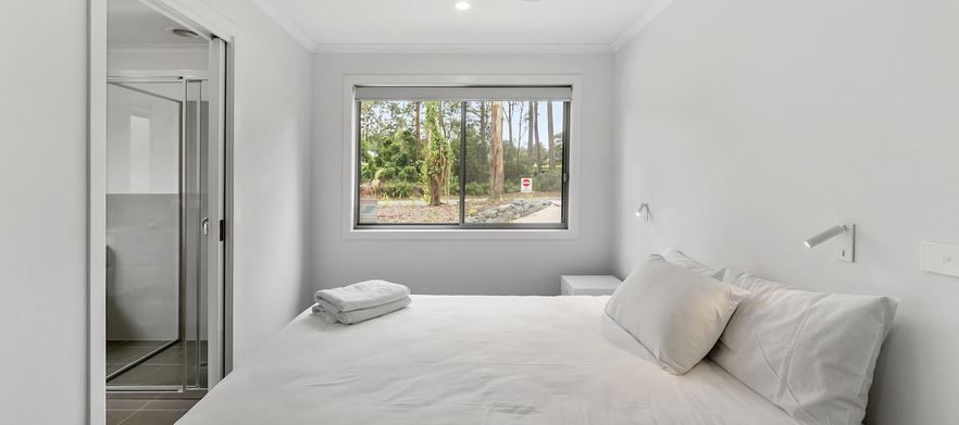 <em>Stay at One of NSW's Hidden Gems!</em> One Night Stay & Play for Four at <em>Tallwoods Golf Course.</em> Includes 1 Game of Golf each with Shared Motorised Carts. <em>Grab this deal for just $439!</em>