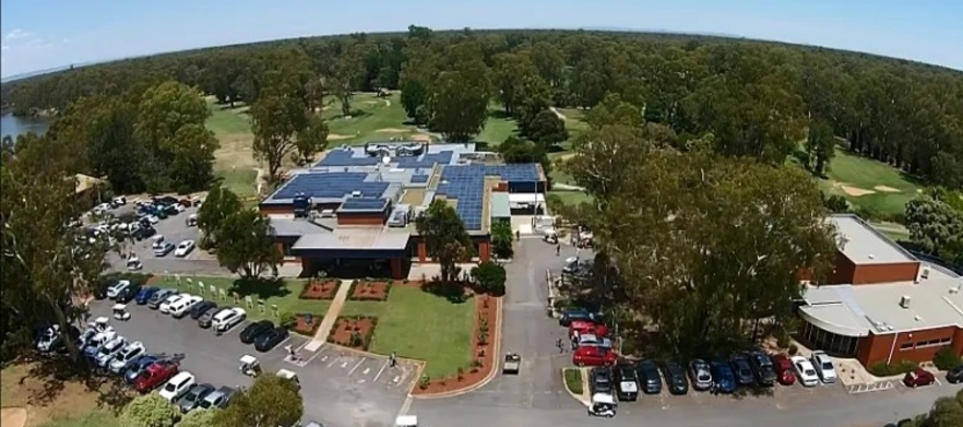 2 Nights Stay & Play for 2 at <em>Corowa Golf Club & Motel.</em> Play one of the <em>Top 3 Regional Pro-Am Courses.</em> Accommodation, Golf, Drinks & Meals. 