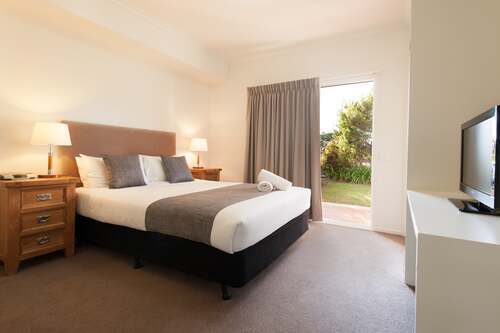 Nepean_Resort_Room_3.jpg